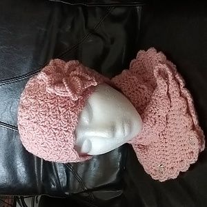 New Set - Hat and Collar